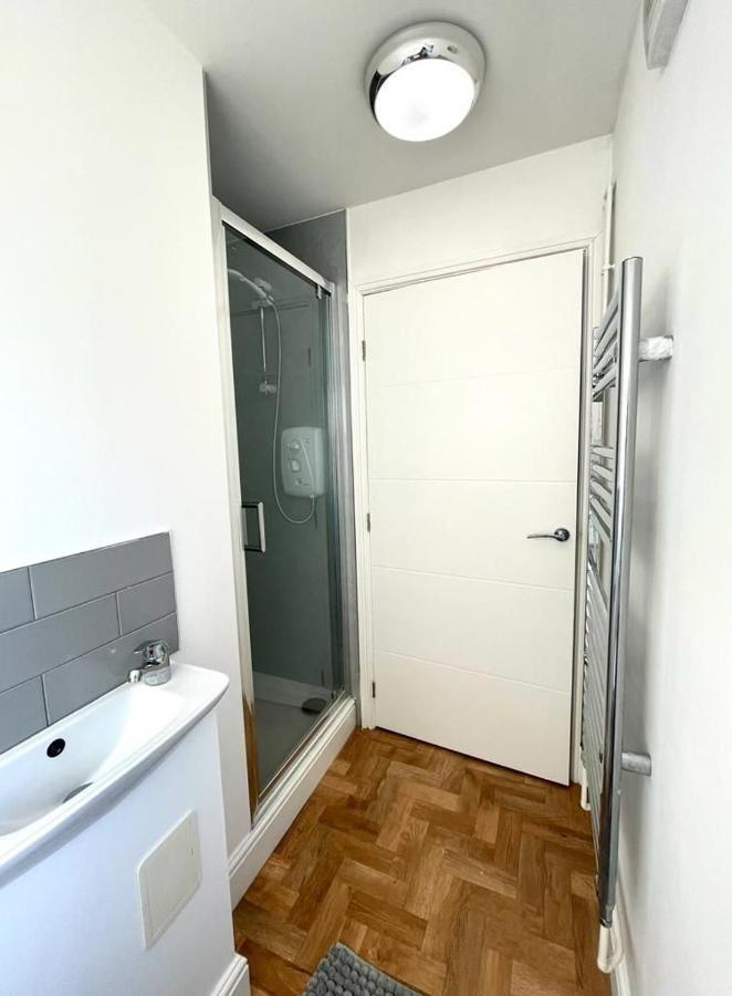 Prosper House 5 *